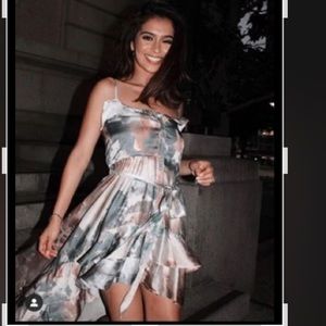 💜SALE🔥Beautiful High-Low beautiful sexy dress. 💜